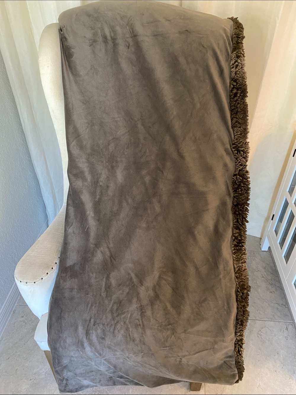 Restoration Hardware Faux Fur Throw Blanket - Picture 5 of 9